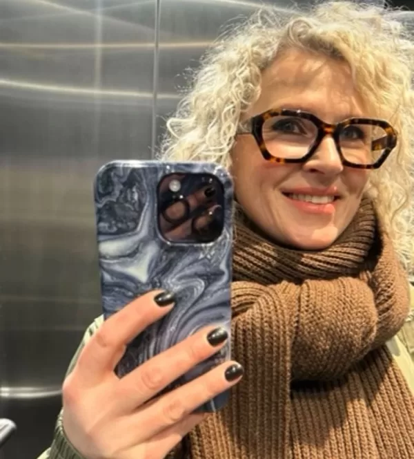 Aistė: Akiniai ne tik ryškiam matymui, bet ir šviesiam veidui - padeda nesiraukyti!